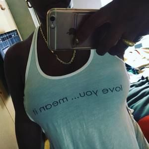 Meet your Posher, Tenisha